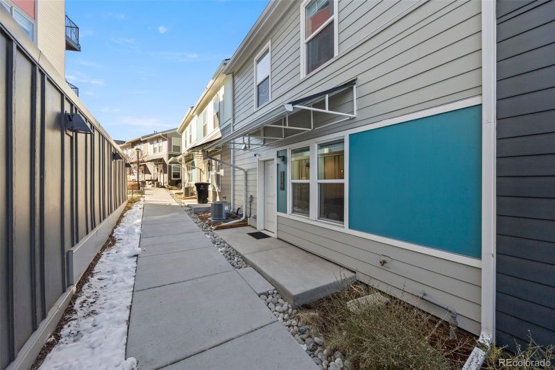 2829 W 53rd Ave #102, Denver, CO 80221