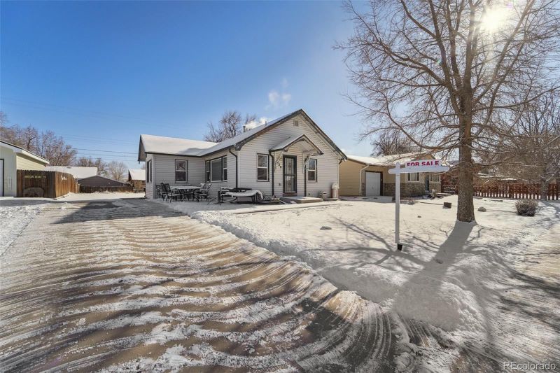 220 17th Ave, Greeley, CO 80631
