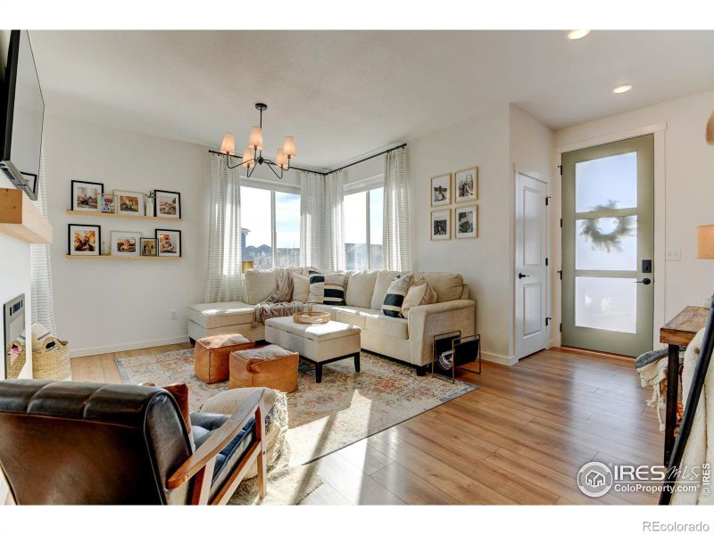 5940 Rendezvous Pw, Timnath, CO 80547