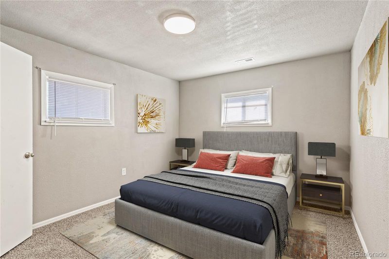 815 E 6th St, La Junta, CO 81050