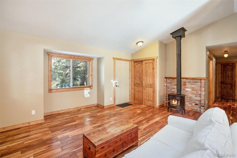 251 W Gunnison Ave, Woodland Park, CO 80863