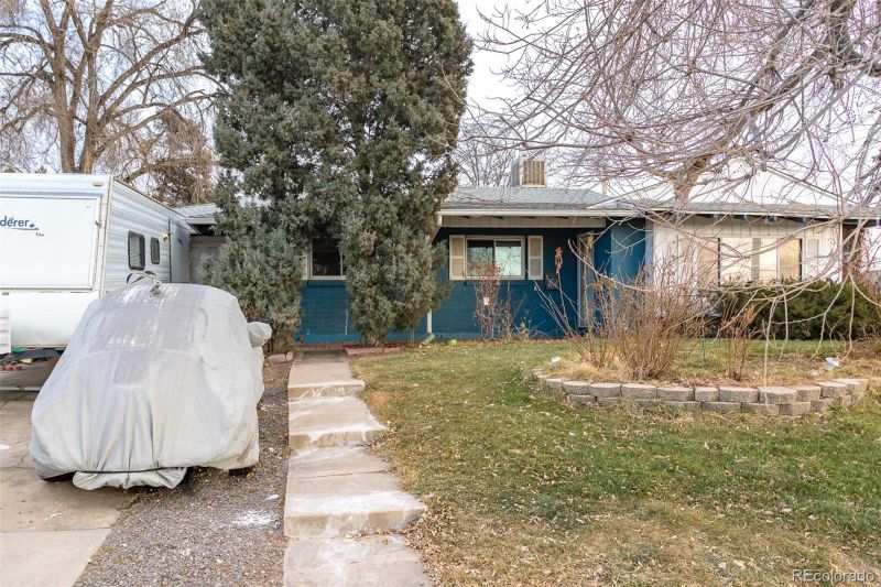 8420 Clarkson St, Denver, CO 80229