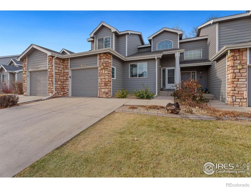 4251 Gemstone Ln, Fort Collins, CO 80525