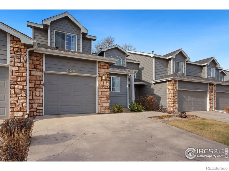 4251 Gemstone Ln, Fort Collins, CO 80525
