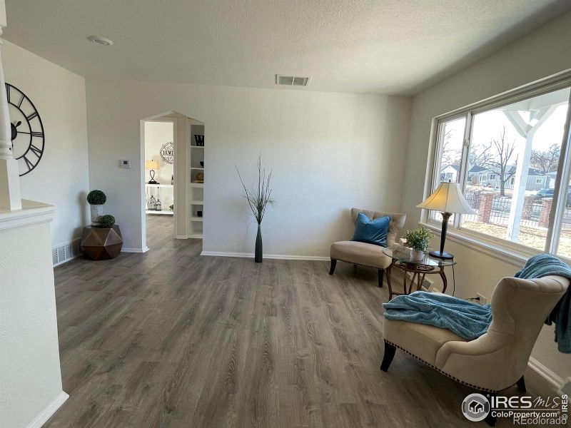 1980 Kingston St, Aurora, CO 80010