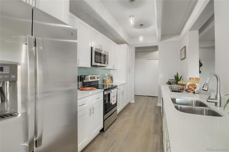 7877 E Mississippi Ave #608, Denver, CO 80247
