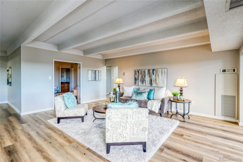 7877 E Mississippi Ave #1208, Denver, CO 80247