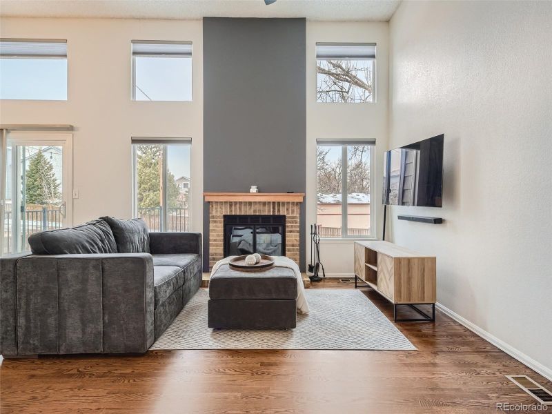 935 Cherry Blossom Ct, Highlands Ranch, CO 80126