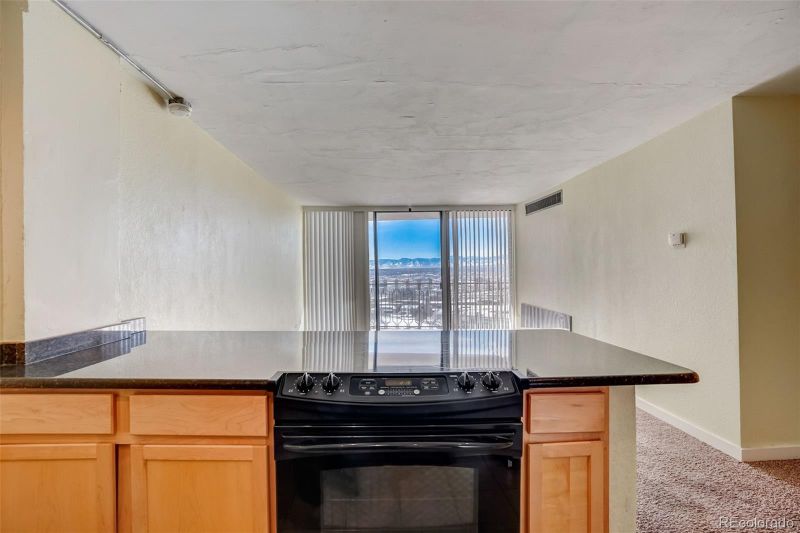 1020 15th St #26M, Denver, CO 80202