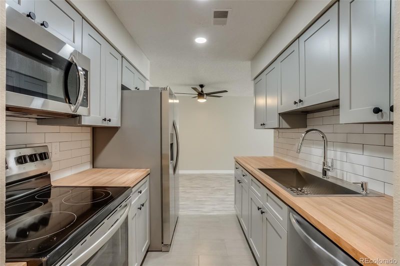 7755 E Quincy Ave #103D1, Denver, CO 80237