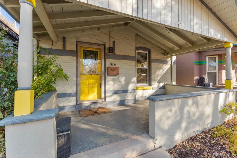 1252 S Pennsylvania St, Denver, CO 80210