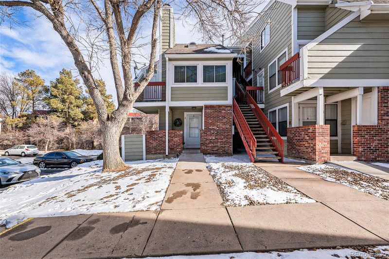 982 S Dearborn Way #1, Aurora, CO 80012