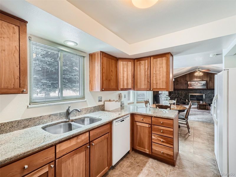 4724 E Caley Pl, Centennial, CO 80121