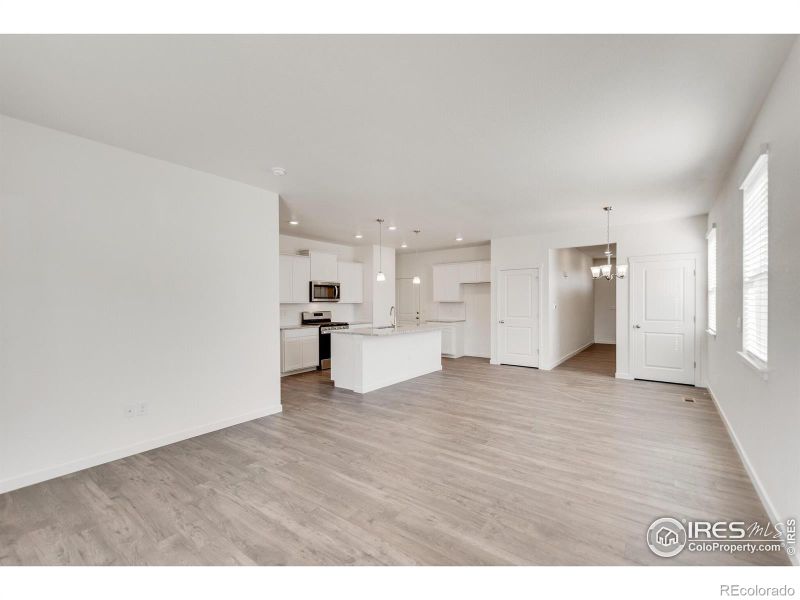 1914 Knobby Pine Dr, Fort Collins, CO 80528