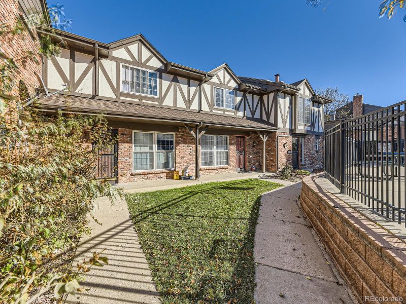 3825 S Monaco Pw S #132, Denver, CO 80237