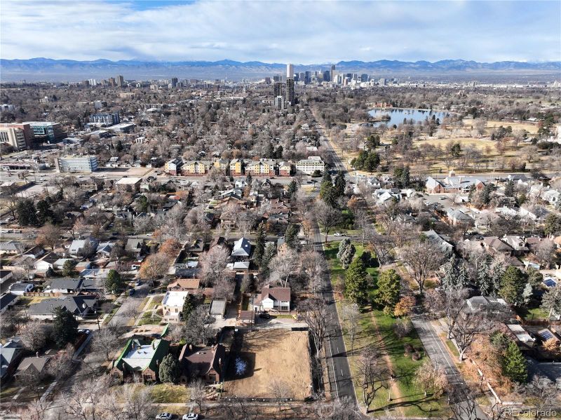 1679 Bellaire St, Denver, CO 80246