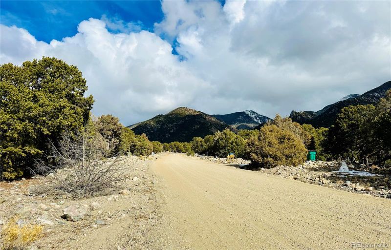 2729 Holiday Pl, Crestone, CO 81131