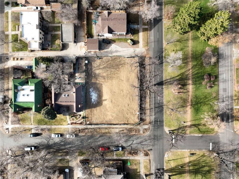 1699 Bellaire St, Denver, CO 80246