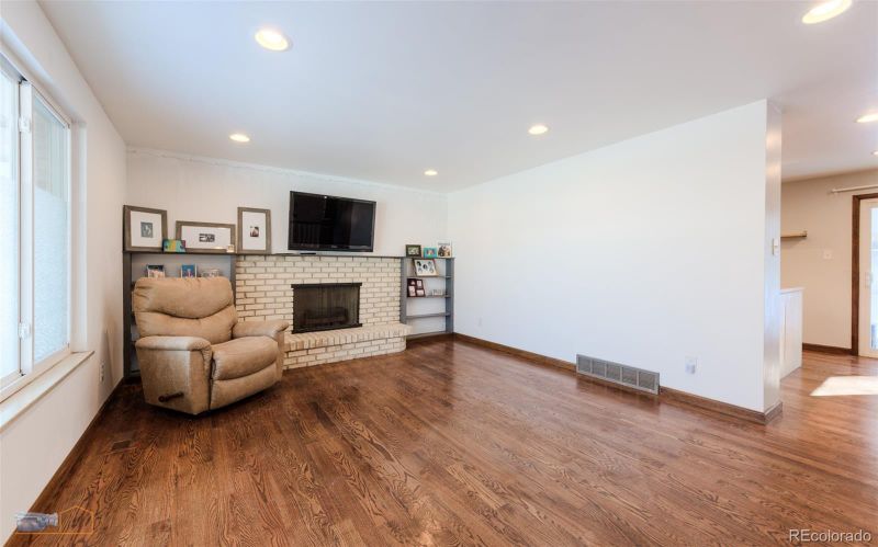 8146 W 71st Pl, Arvada, CO 80004