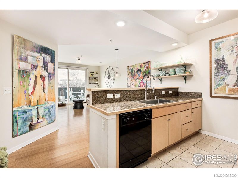 4650 Holiday Dr #202, Boulder, CO 80304