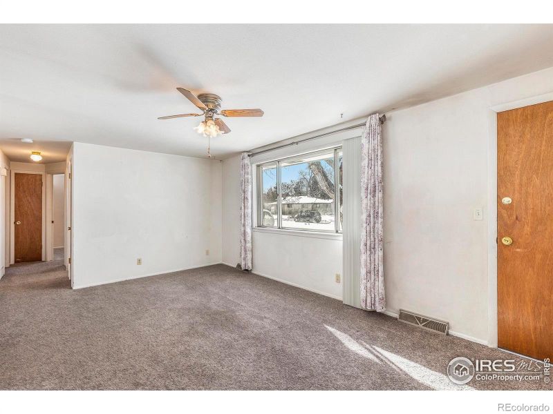 1010 Hersinger Ct, Loveland, CO 80537