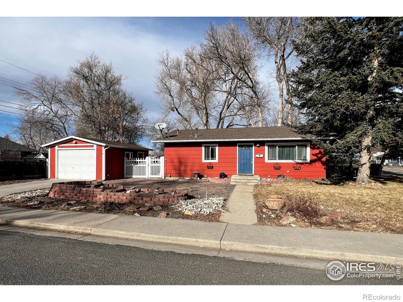 958 11th Ave, Longmont, CO 80501