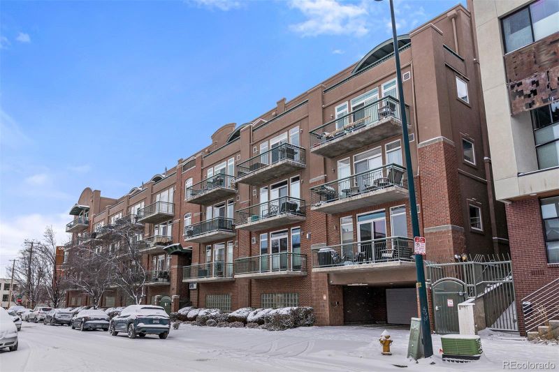 3201 Shoshone St #103, Denver, CO 80211