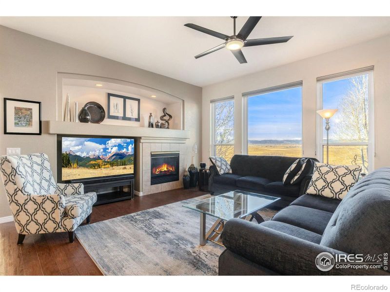 1848 Green Wing Dr, Johnstown, CO 80534