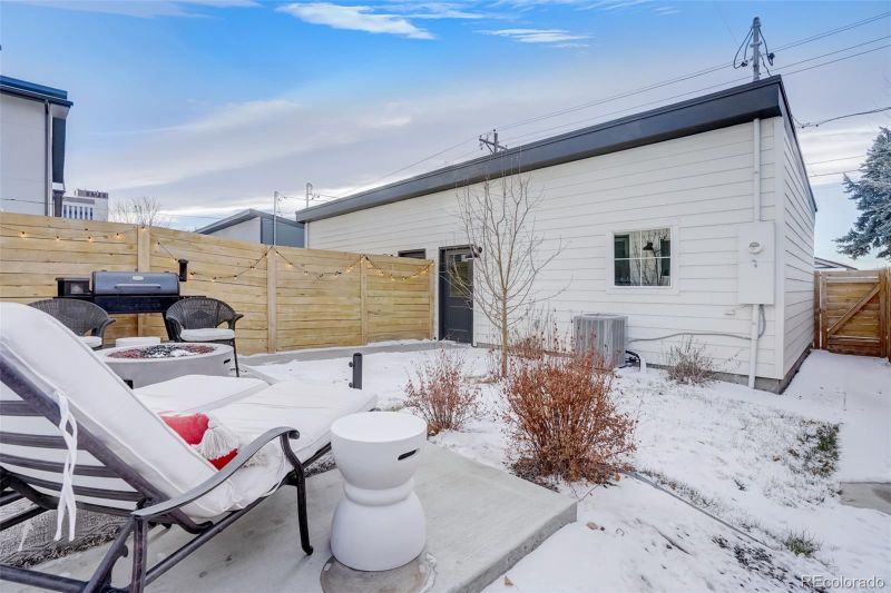 3229 S Bannock St, Englewood, CO 80110