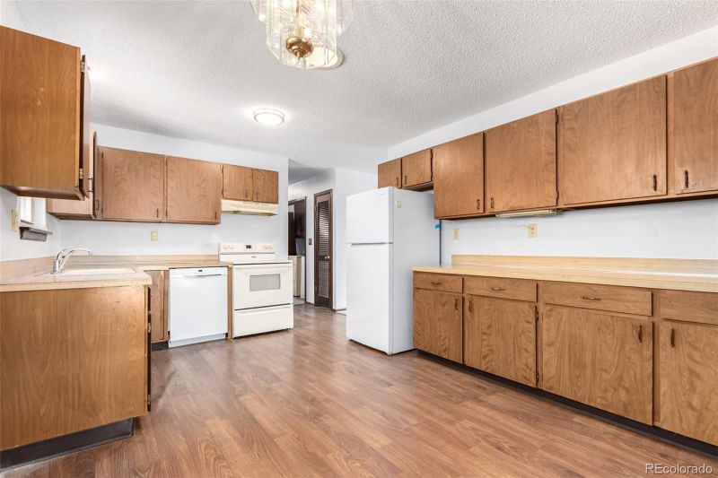 1233 S Del Norte Dr, Loveland, CO 80537