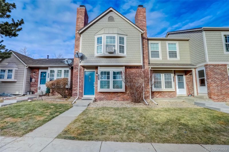9689 W Chatfield Ave #B, Littleton, CO 80128