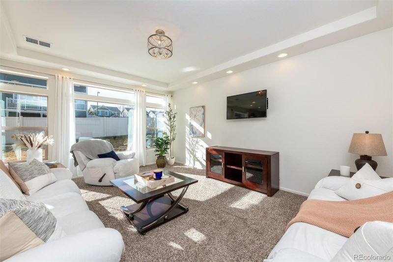 18000 E 44th Pl, Denver, CO 80249