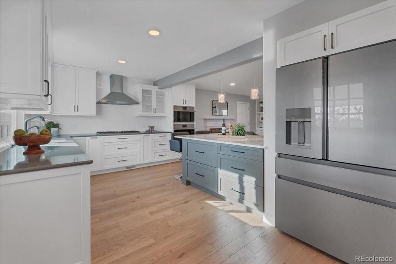 9294 Surrey Dr, Castle Rock, CO 80108