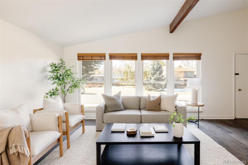 2956 S Wabash Cir, Denver, CO 80231