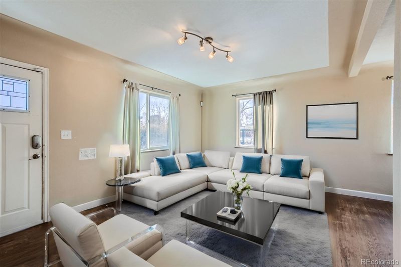 3225 Ash St, Denver, CO 80207