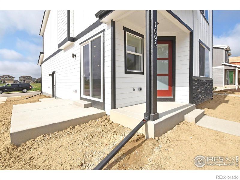 1056 Buck Valley Dr, Berthoud, CO 80513