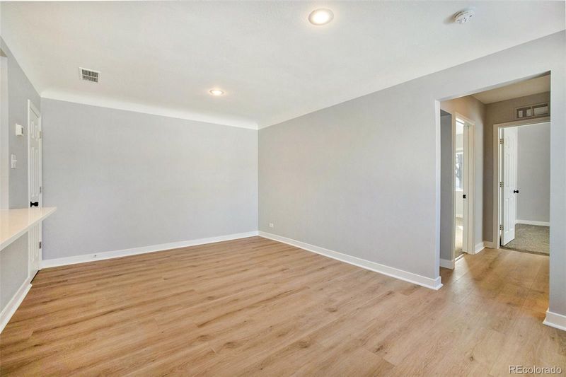 3210 Albion St, Denver, CO 80207