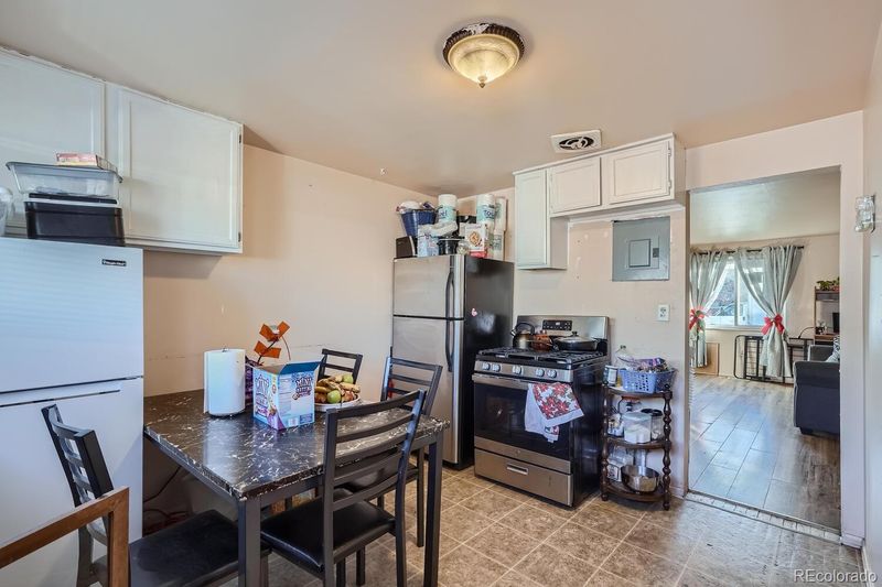 9265 E 14th Ave, Aurora, CO 80010