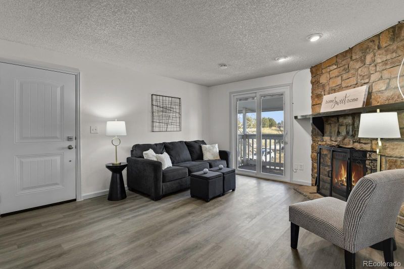 13507 E Asbury Dr #201, Aurora, CO 80014