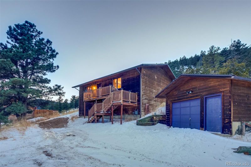 11142 Circle Dr, Golden, CO 80403