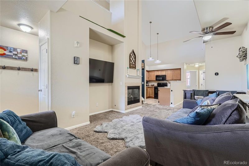 5425 Zephyr St #202, Arvada, CO 80002