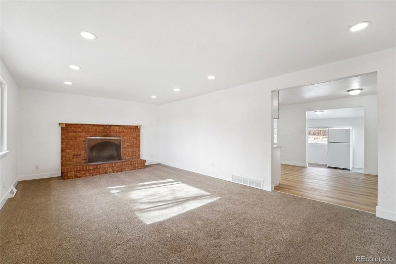 6337 W 71st Ave, Arvada, CO 80003