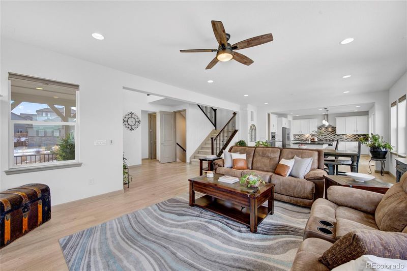 18411 W 93rd Pl, Arvada, CO 80007