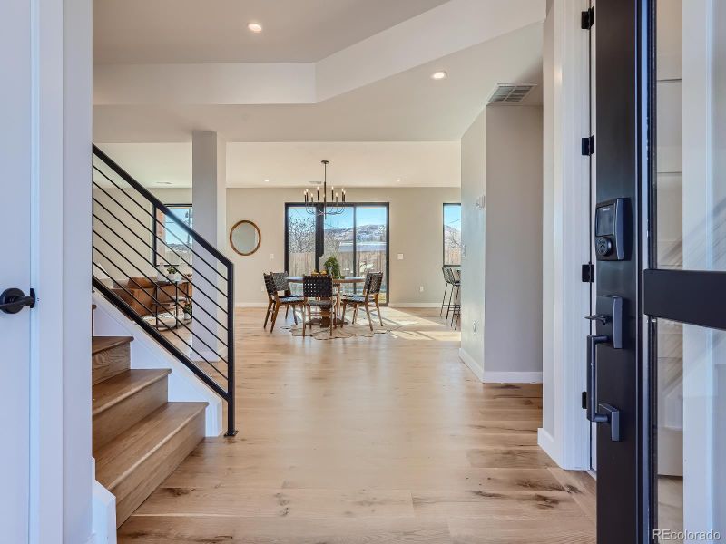 16018 W 11th Ave, Golden, CO 80401