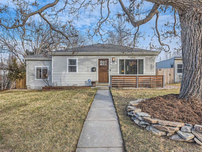2650 S Vine St, Denver, CO 80210