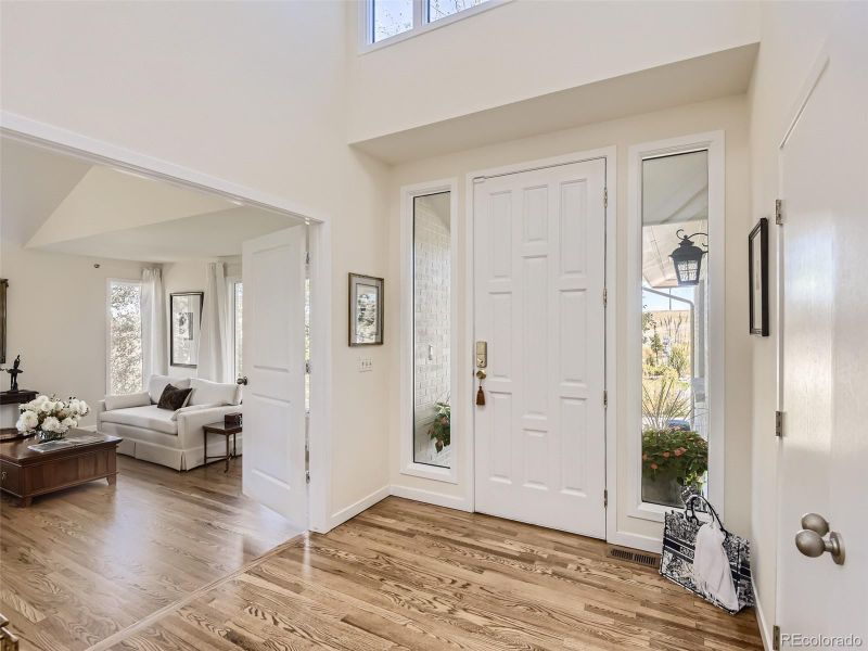 7535 Yorkshire Dr, Castle Pines, CO 80108