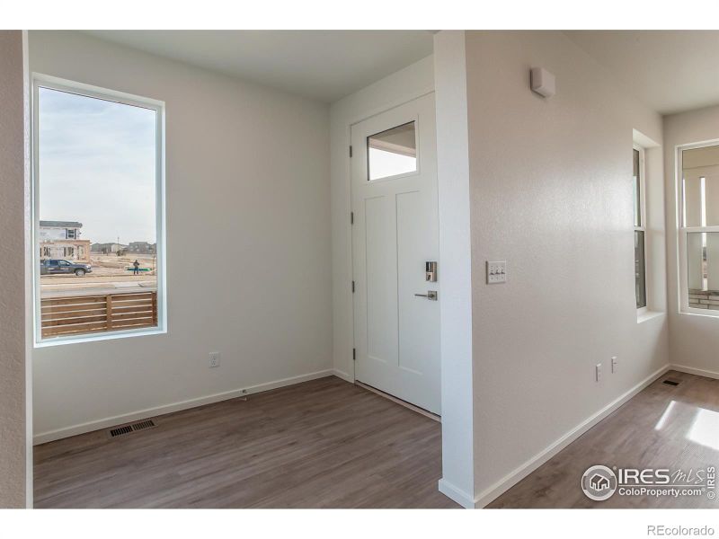 6090 Saddle Horn Dr, Timnath, CO 80547