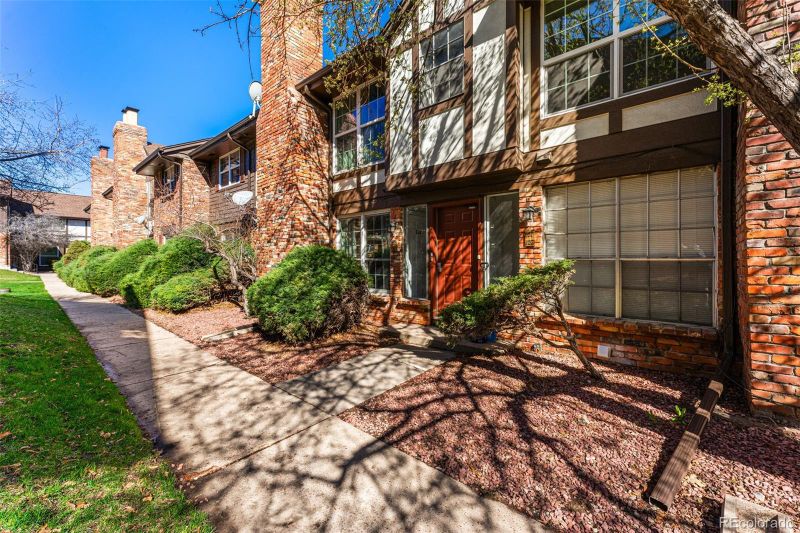3825 S Monaco Pw #138, Denver, CO 80237