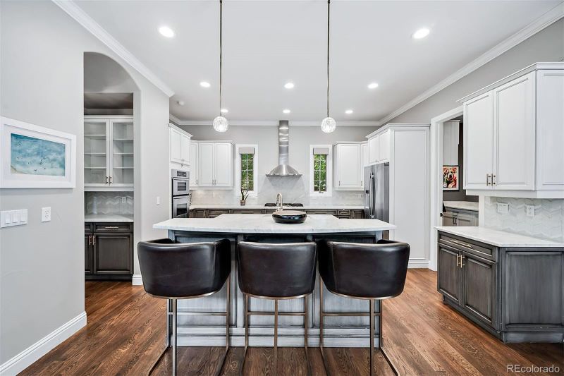 730 Magnolia St, Denver, CO 80220
