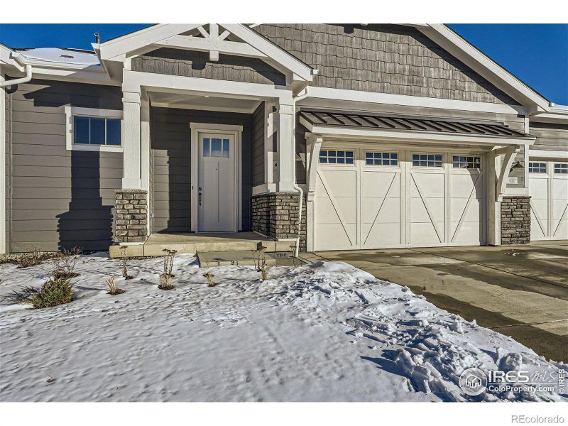 811 Quarry Cir, Erie, CO 80516
